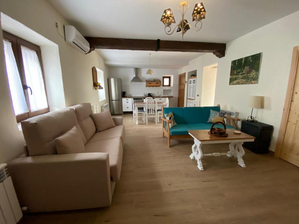 Casa De Vacaciones El Naranjo Piedralaves Eksteriør bilde